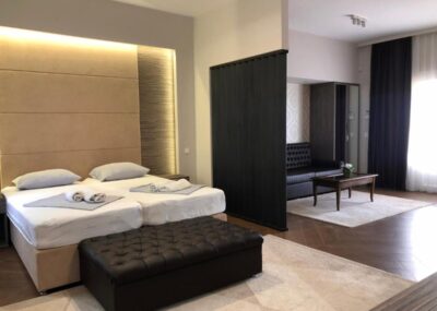 Luxury villa with private pool and jacuzzi - Hit Booker