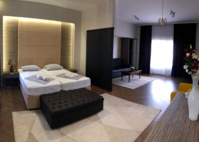 Luxury villa with private pool and jacuzzi - Hit Booker